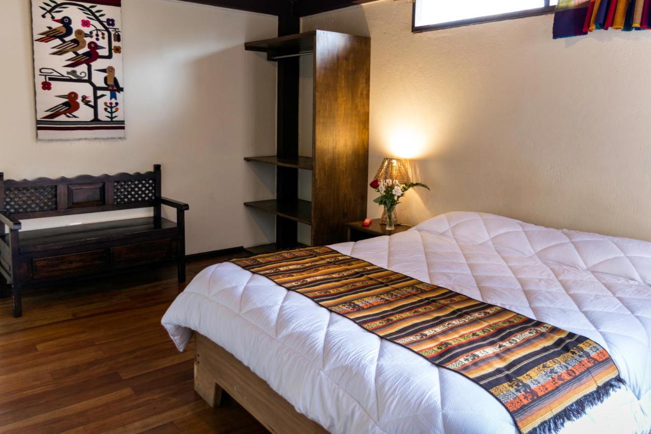 Hostal Alcala Quito Exterior photo