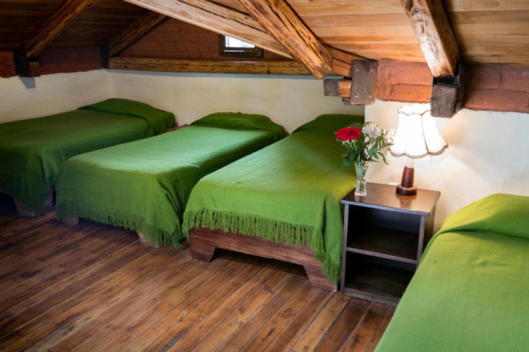 Hostal Alcala Quito Exterior photo