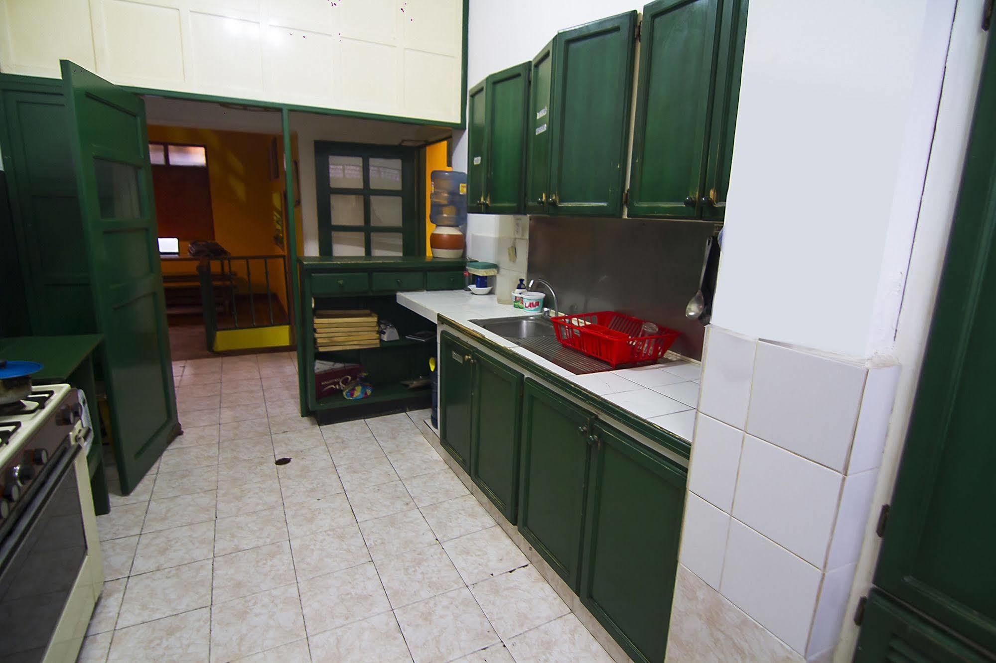Hostal Alcala Quito Exterior photo