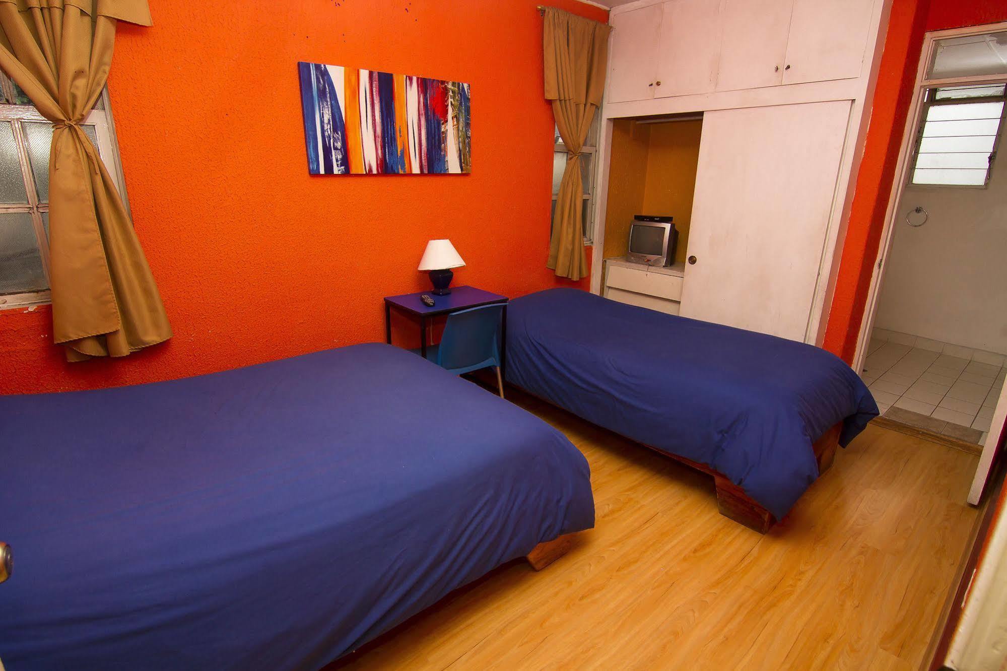 Hostal Alcala Quito Exterior photo