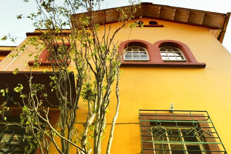 Hostal Alcala Quito Exterior photo